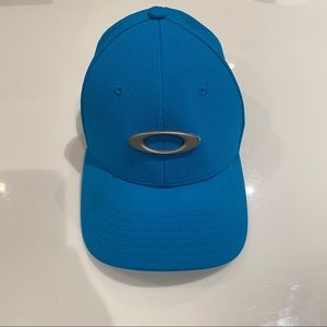 Oakley Hat Blue S/M Great condition